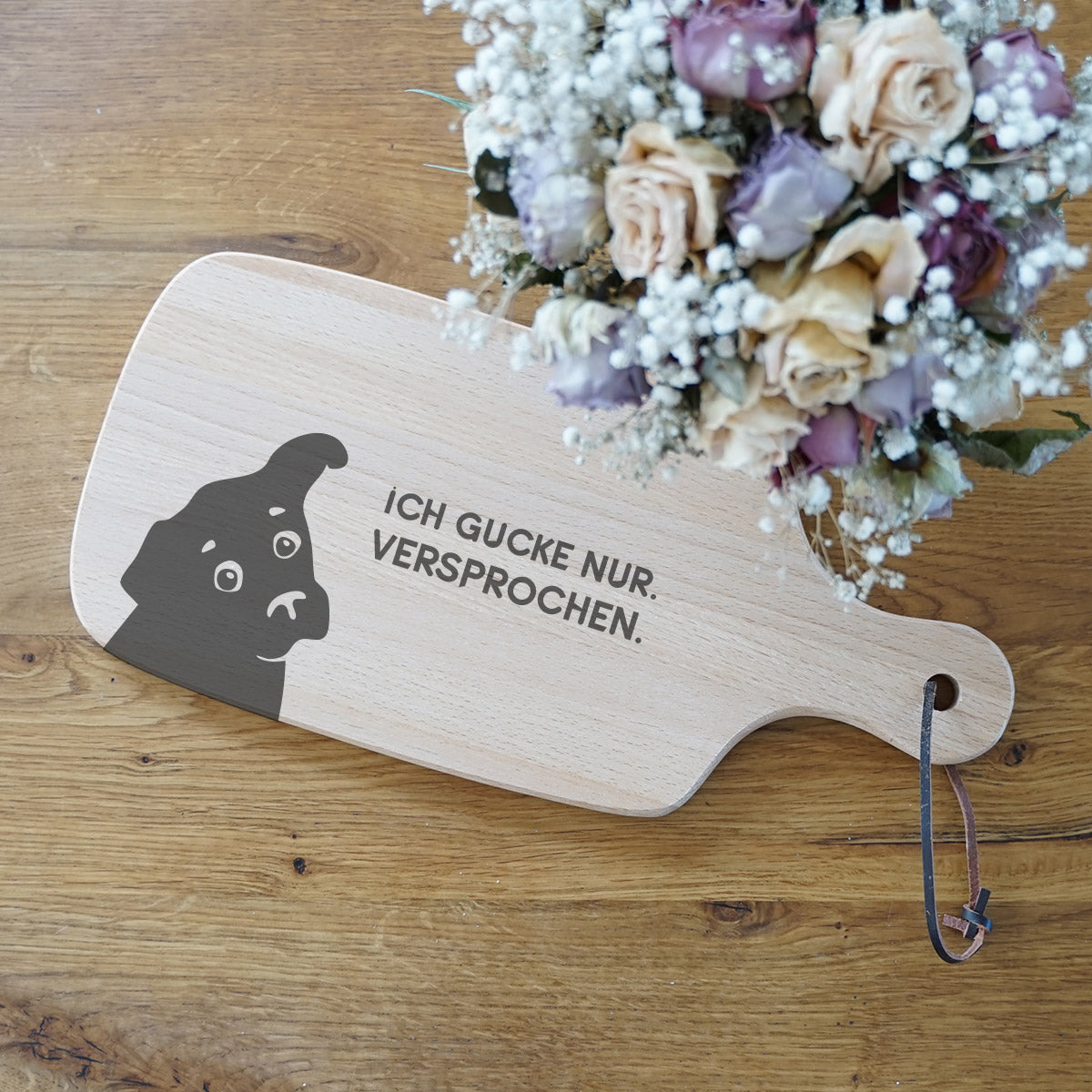 Graviertes Holzbrett „Ich gucke nur“ Hund – Nachhaltiges Frühstücksbrettchen